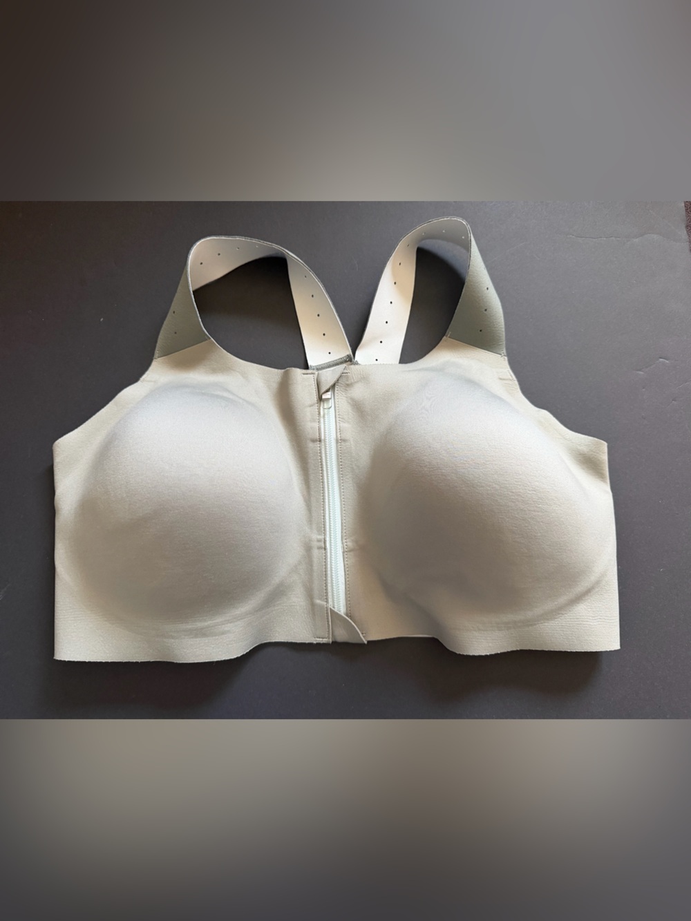 Brooks women’s sports bra size 40dd/e